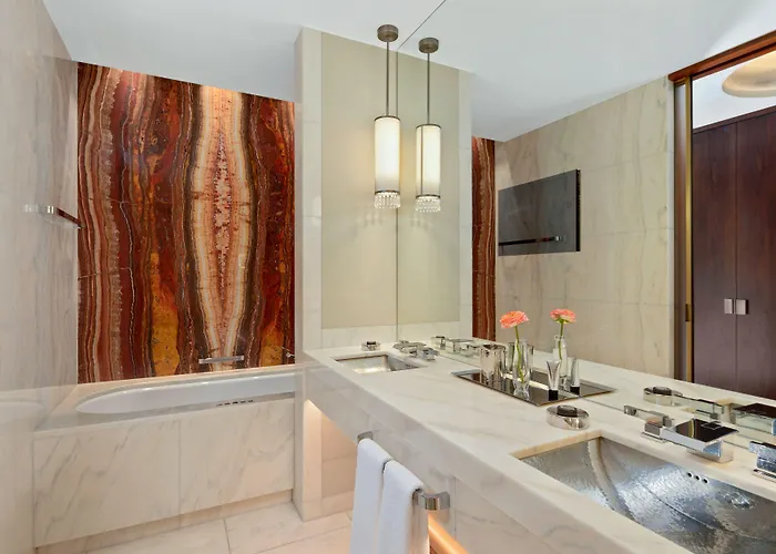 Отель Park Hyatt 5*