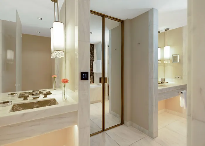 Отель Park Hyatt Вена