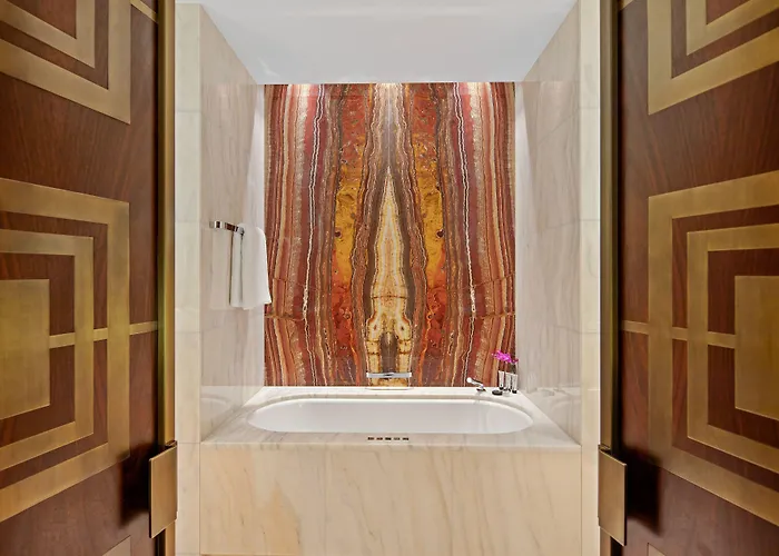 Park Hyatt Hotel 5*