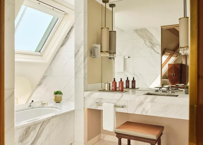 Park Hyatt Hotel 5*