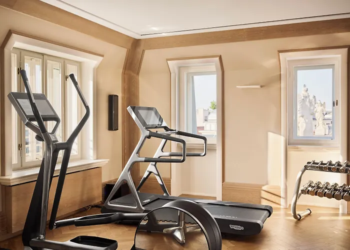 Park Hyatt 5*