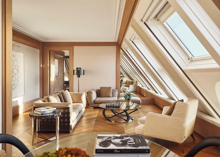 Park Hyatt Отель 5*